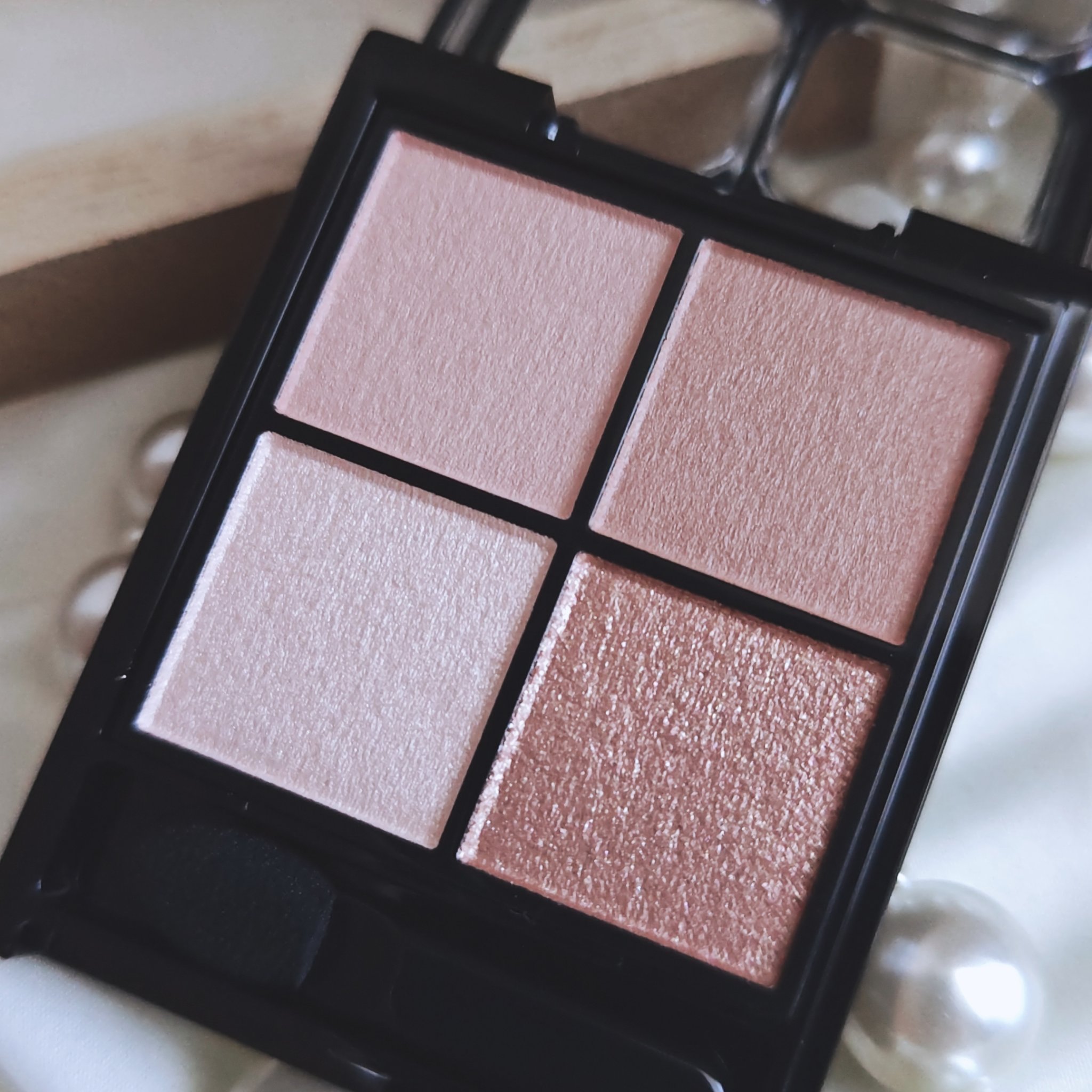 ケイト ポッピングシルエットシャドウ/KATE/アイシャドウパレットを使ったクチコミ（2枚目）