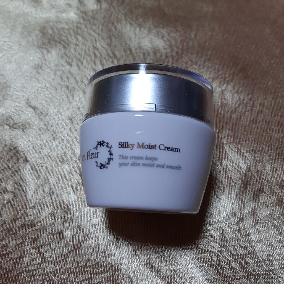 シルキーモイストクリーム / Lien Fleur