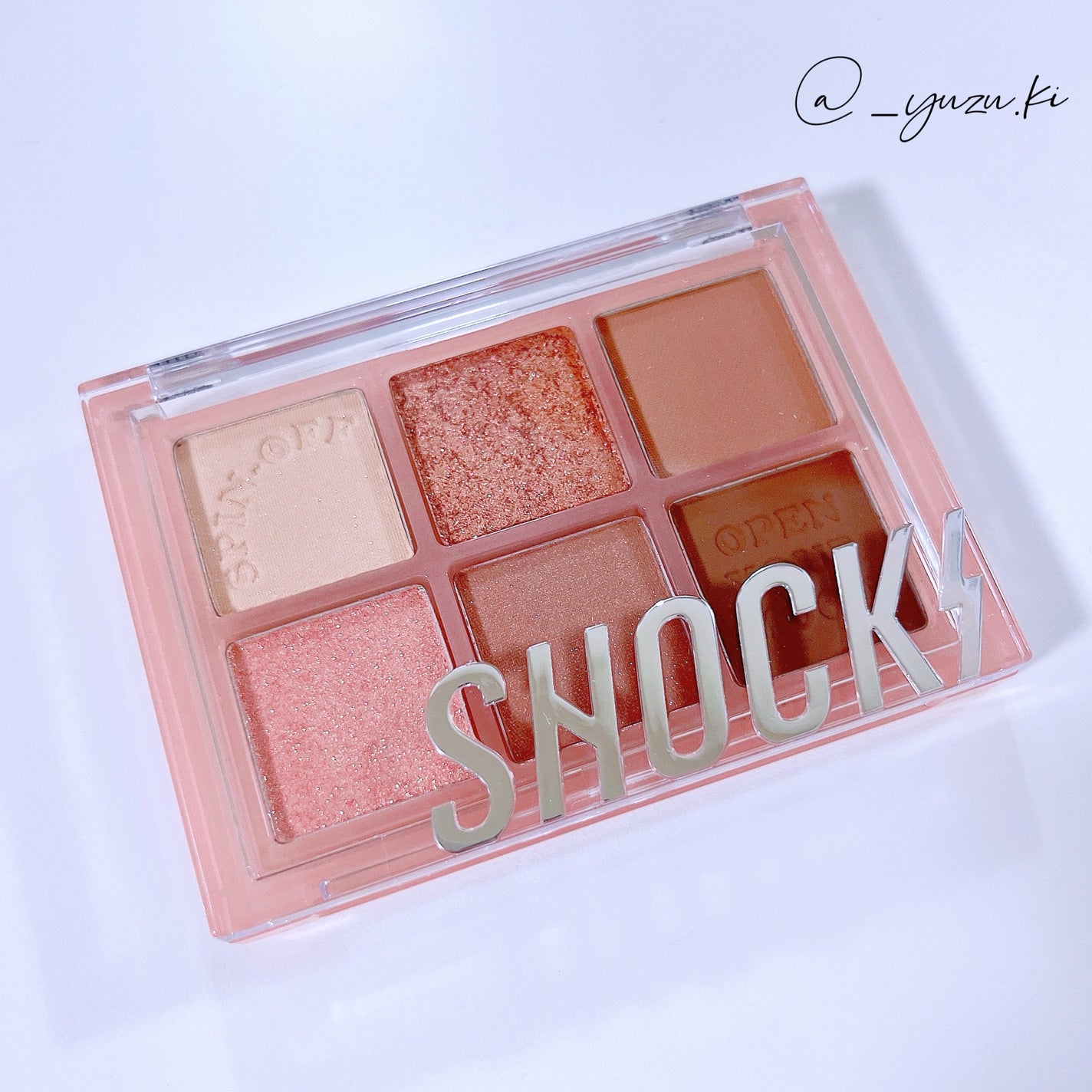 ザショッキングスピンオフパレット/TONYMOLY/アイシャドウパレットを使ったクチコミ(3枚目)