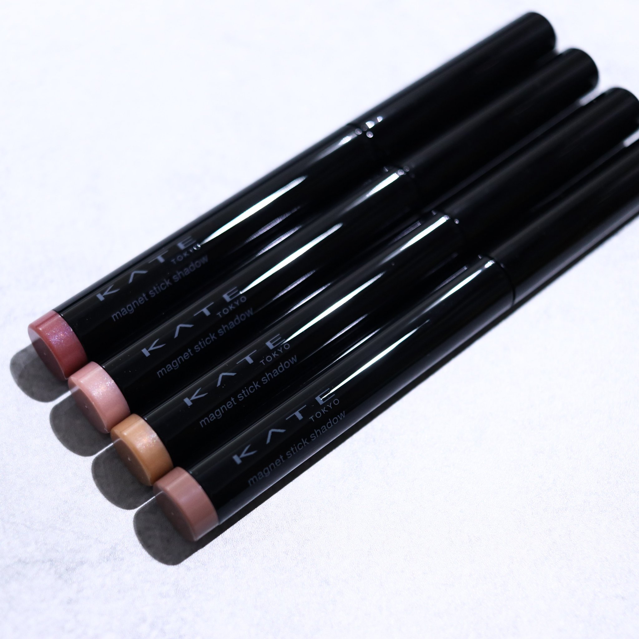 ケイト マグネットスティックシャドウ/KATE/スティックアイシャドウを使ったクチコミ（2枚目）