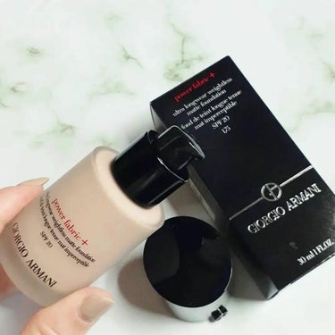 ジョルジオ アルマーニ ビューティ パワー ファブリック ファンデーションのクチコミ「ARMANI beauty、初リキッドファンデーション❤
 
 
@cosme の当選プレゼン.....」（2枚目）