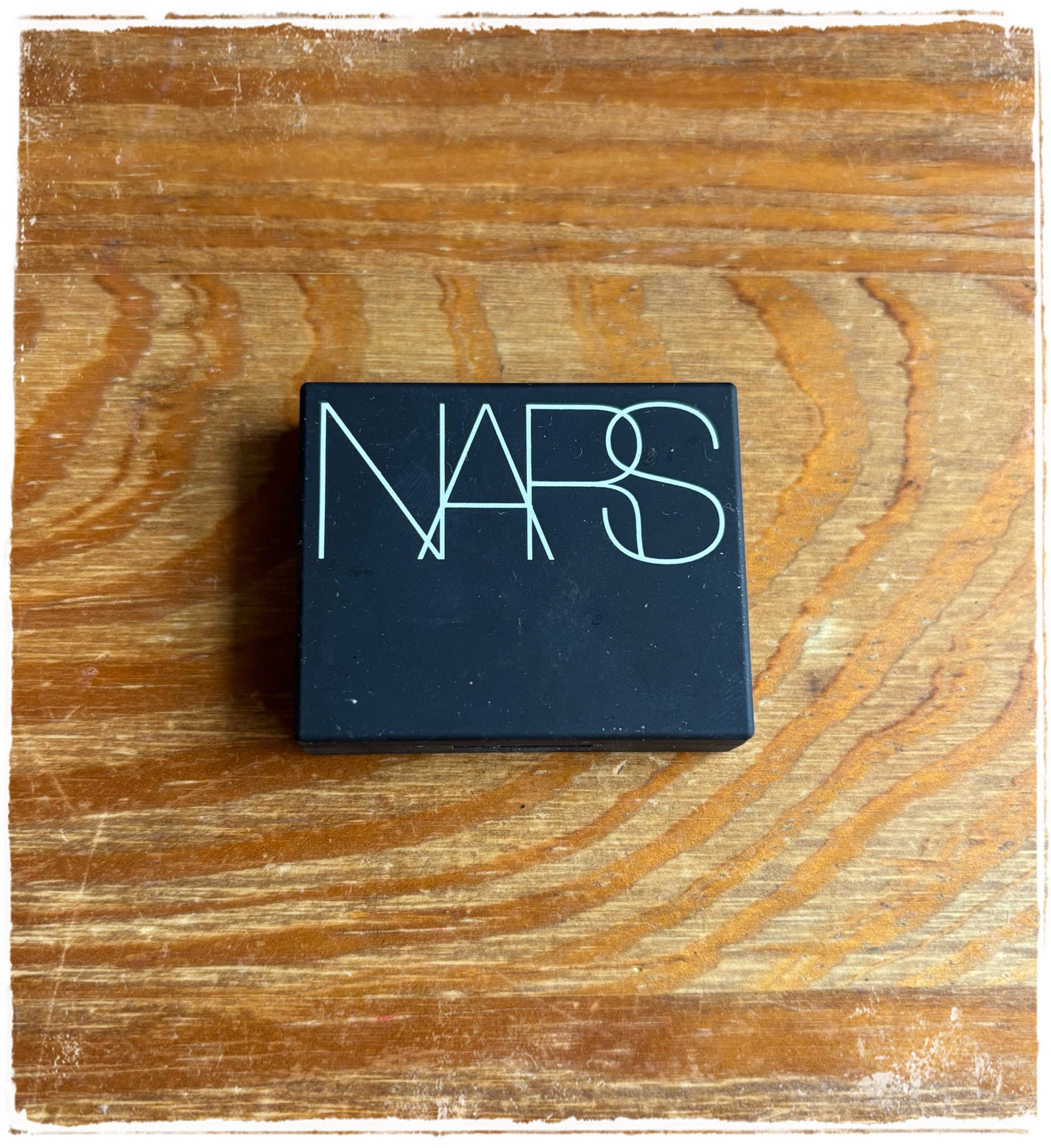 ハードワイヤードアイシャドー/NARS/単色アイシャドウを使ったクチコミ(1枚目)