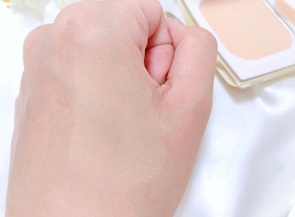 シルキー フィット/COVERMARK/パウダーファンデーションを使ったクチコミ(6枚目)