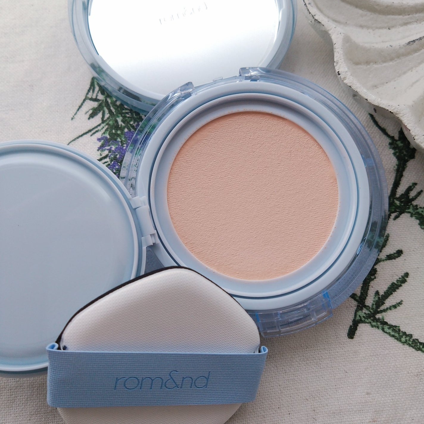 ベアウォータークッション/rom&nd/クッションファンデーションを使ったクチコミ(10枚目)