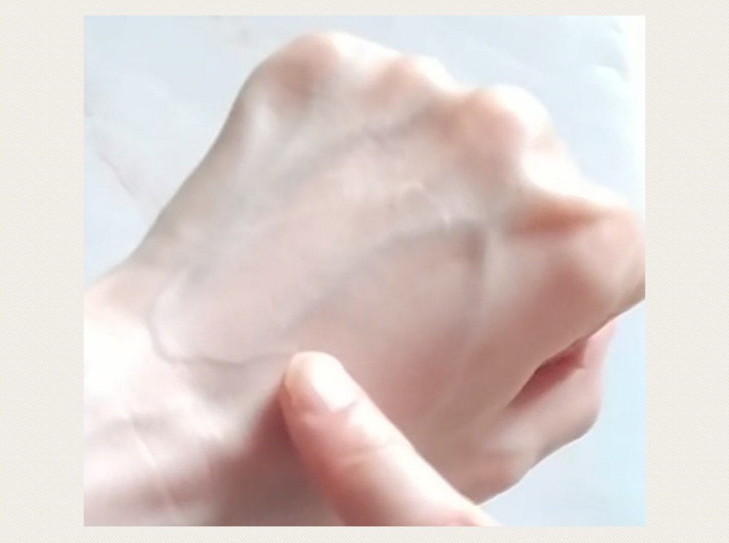 エッセンシャル リアル アイクリーム フォーフェイス/AHC/アイケア・アイクリームを使ったクチコミ（3枚目）