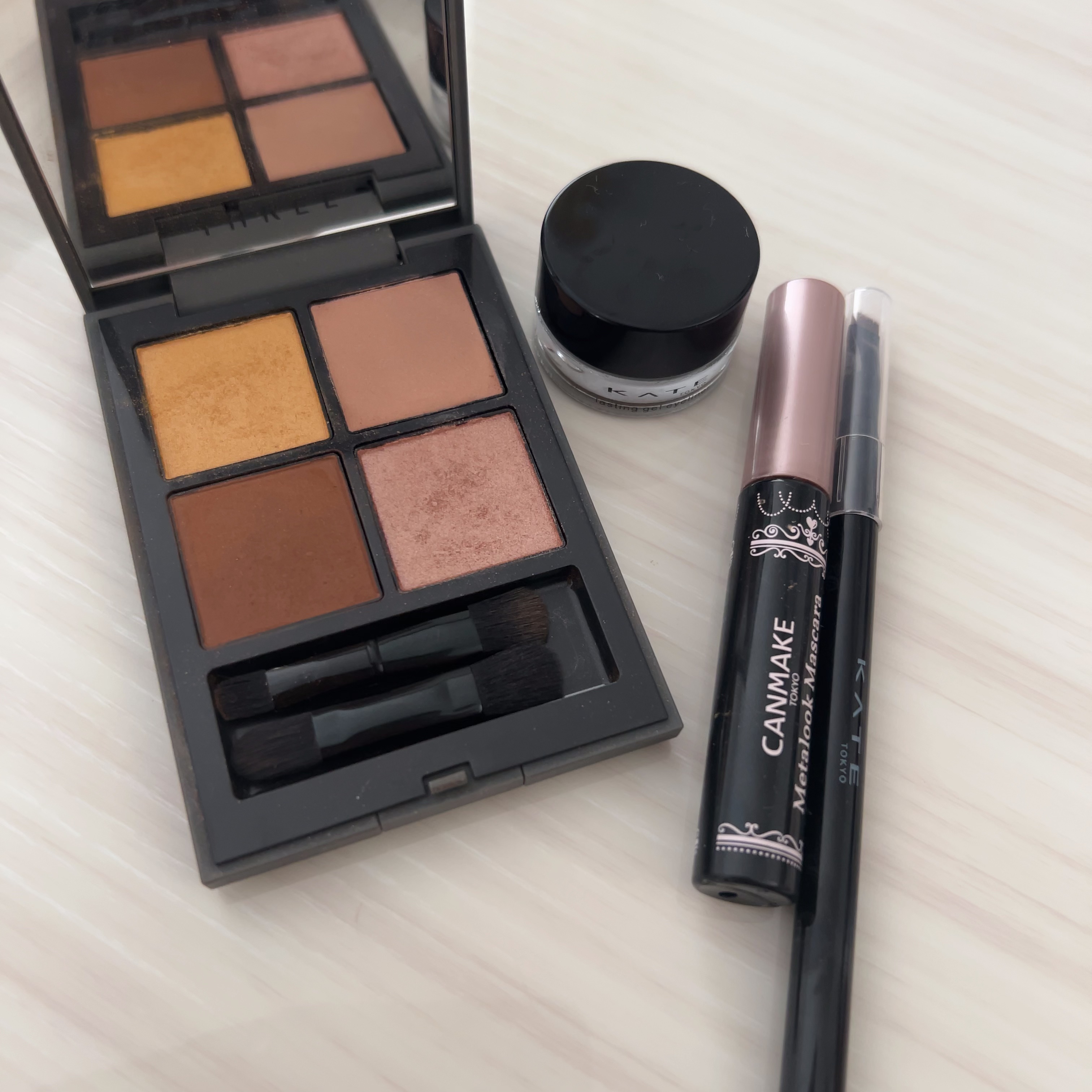 ディメンショナルビジョンアイパレット/THREE/アイシャドウパレットを使ったクチコミ（2枚目）