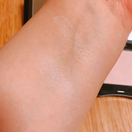 インナーグロウ チークパウダー 09 Ambient White/SHISEIDO/パウダーチークを使ったクチコミ(2枚目)