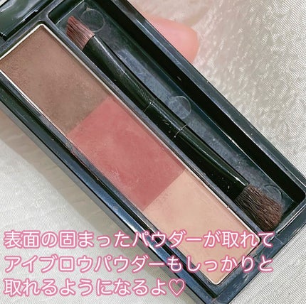 さくら on LIPS 「今日は表面が固まったアイブロウパウダーの復活方法について紹介す..」(4枚目)