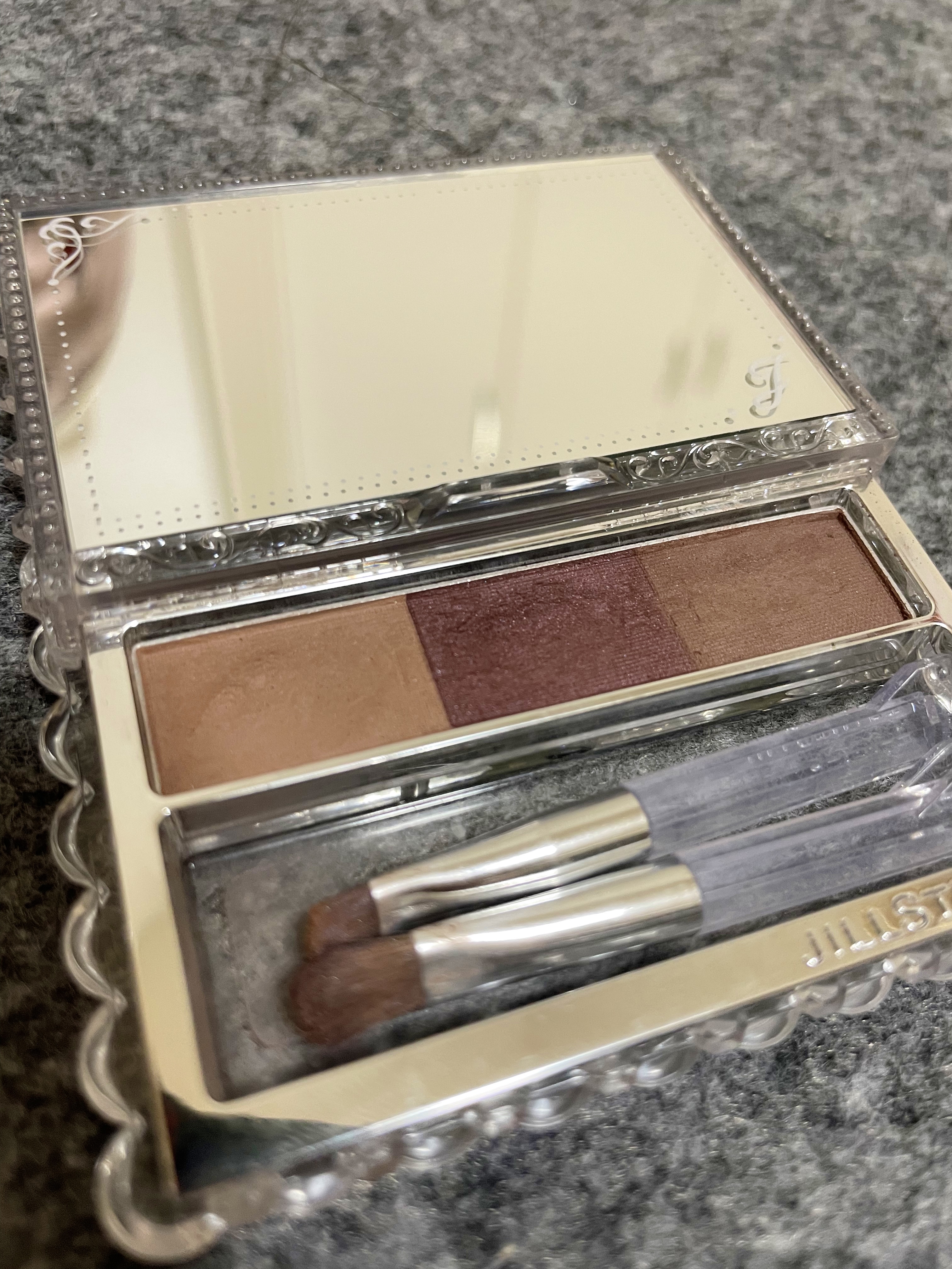 ジルスチュアート ニュアンスブロウパレット/JILL STUART/パウダーアイブロウを使ったクチコミ（1枚目）