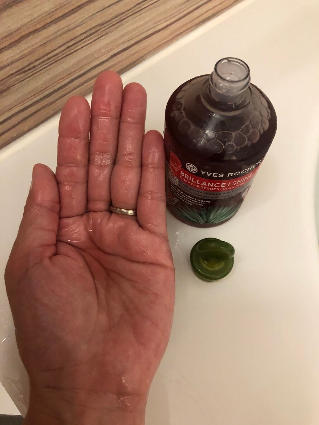 リンシングビネガー シルキーシャイン さらキララズベリー/イヴ・ロシェ/洗い流すヘアトリートメントを使ったクチコミ(2枚目)