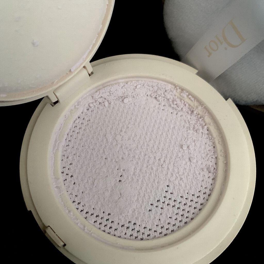 ディオールスキン フォーエヴァー クッション パウダー/Dior/ルースパウダーを使ったクチコミ（2枚目）