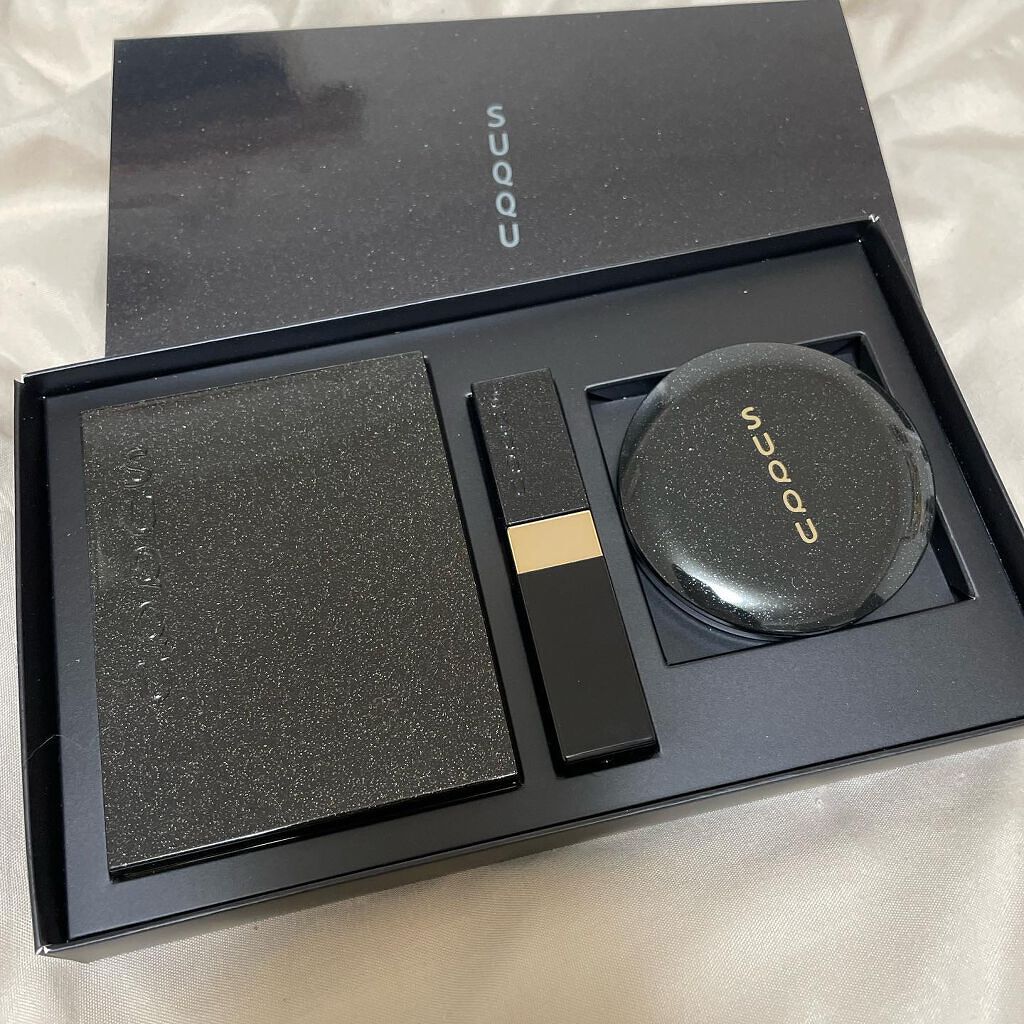 YUKA on LIPS 「【110花雪見】お友達オススメのSUQQUのアイシャドウの定番..」(2枚目)