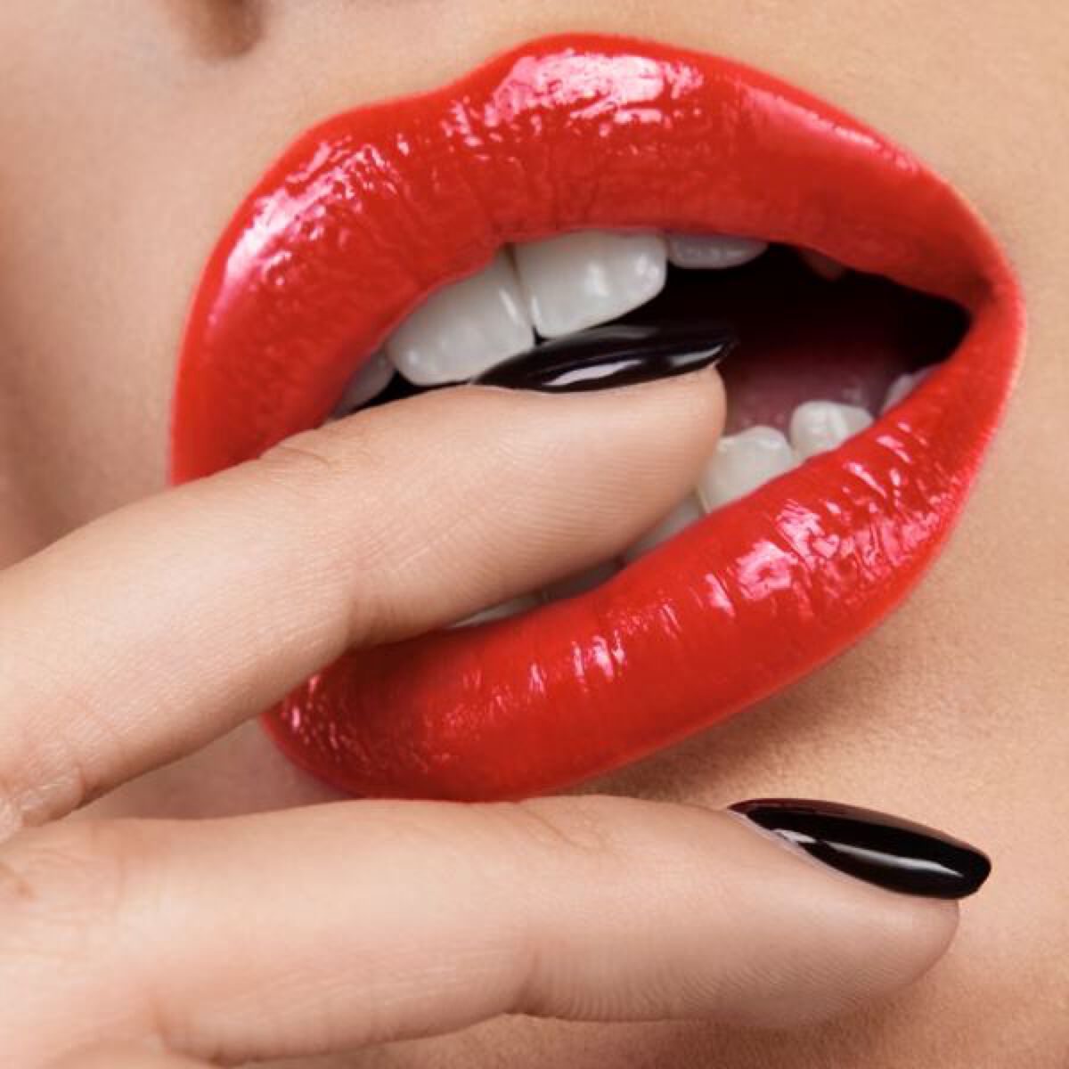 YSL ラブシャイン キャンディグレーズ/YVES SAINT LAURENT BEAUTE/口紅を使ったクチコミ(1枚目)