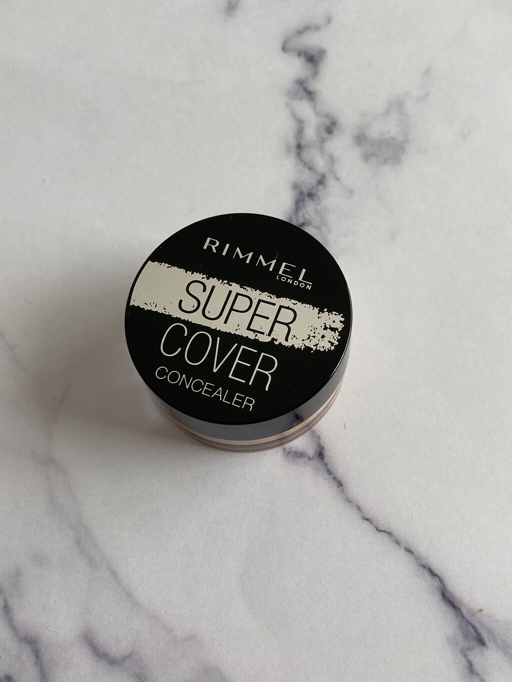 スーパーカバー コンシーラー 001  明るい肌色/リンメル ロンドン/クリームコンシーラーを使ったクチコミ（1枚目）