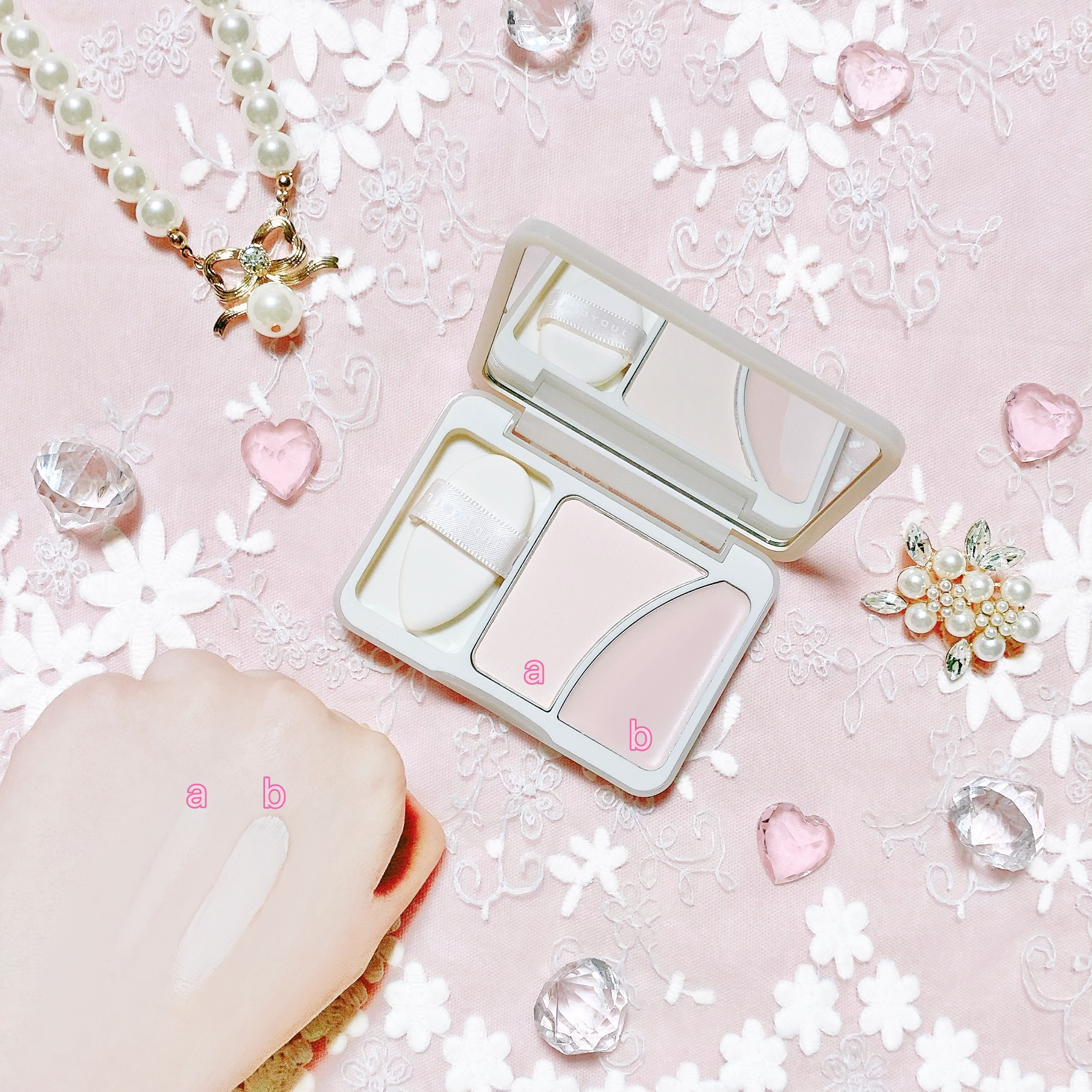 *
judydoll💖
フィックスハイライトパクト 01
*
⑅
バームとプレストのマットなハイライト✨
ストロベリーミルクみたいな優しくて可愛いカラーです😊🌸
バームは肌温度でとろけてお肌にフィット👍
その上に繊細な粒子のパウダー