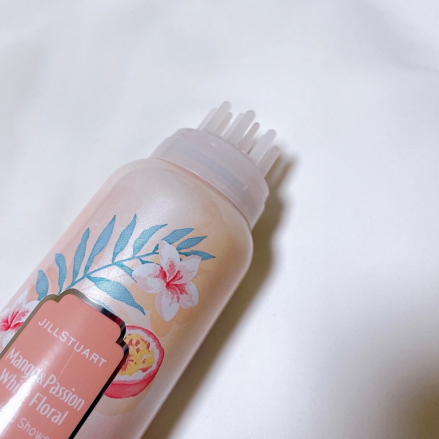 アイシーヘッドシャワー マンゴー& パッション ホワイトフローラル /JILL STUART/頭皮ローションを使ったクチコミ(3枚目)