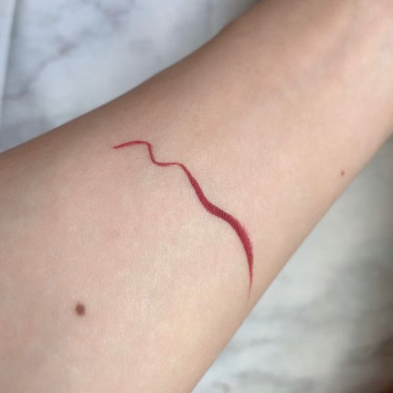 スキルレスライナー/LUMIURGLAS/リキッドアイライナーを使ったクチコミ(2枚目)