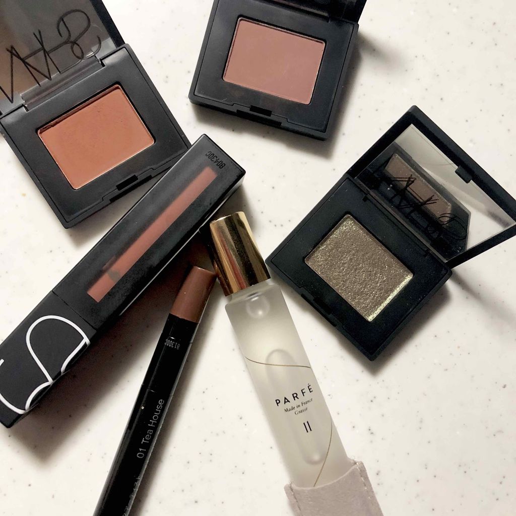 ハードワイヤードアイシャドー/NARS/単色アイシャドウを使ったクチコミ（1枚目）