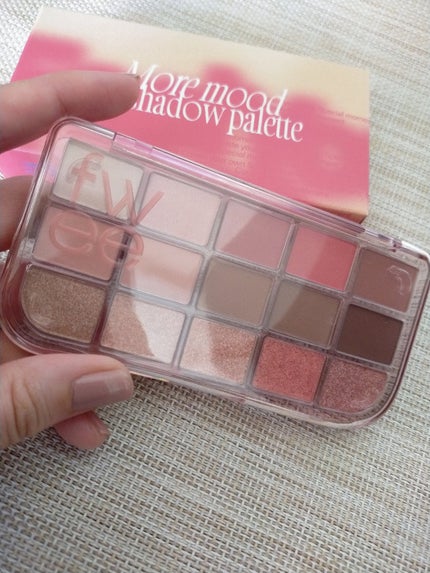 フィー モアムードアイパレット/fwee/アイシャドウパレットを使ったクチコミ(3枚目)