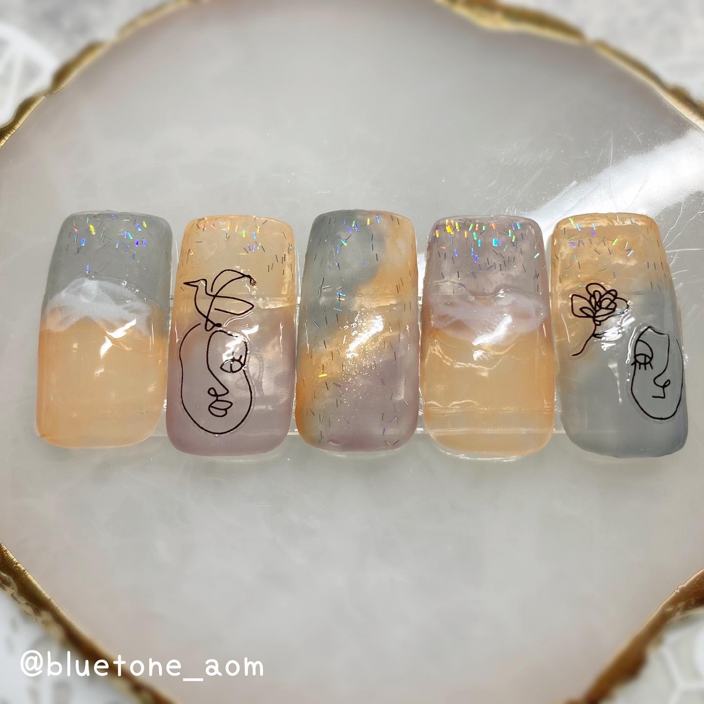 ミニネイル OR04 タソガレソーダ/パラドゥ/マニキュアを使ったクチコミ（2枚目）