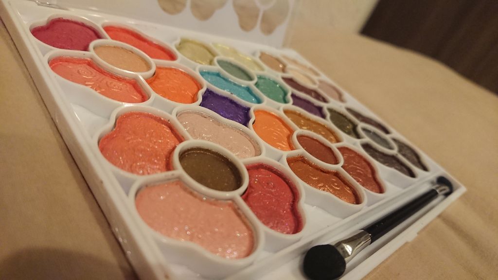 ななまる♡♬*゜ on LIPS 「ドン・キホーテ購入(*˙˘˙)♡♬*゜ティアラガールアイカラー..」(2枚目)