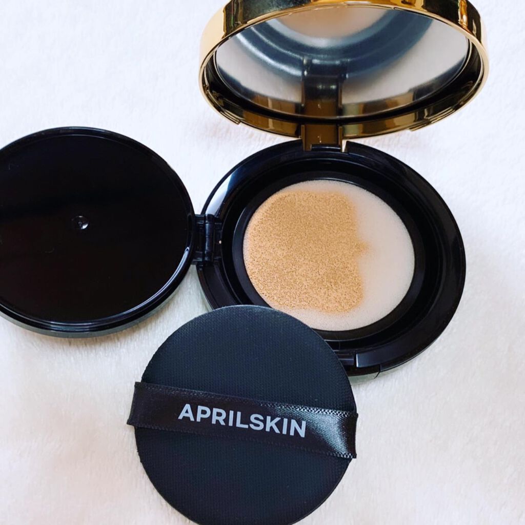 マジックスノークッションブラック 3.0/APRILSKIN/クッションファンデーションを使ったクチコミ（2枚目）