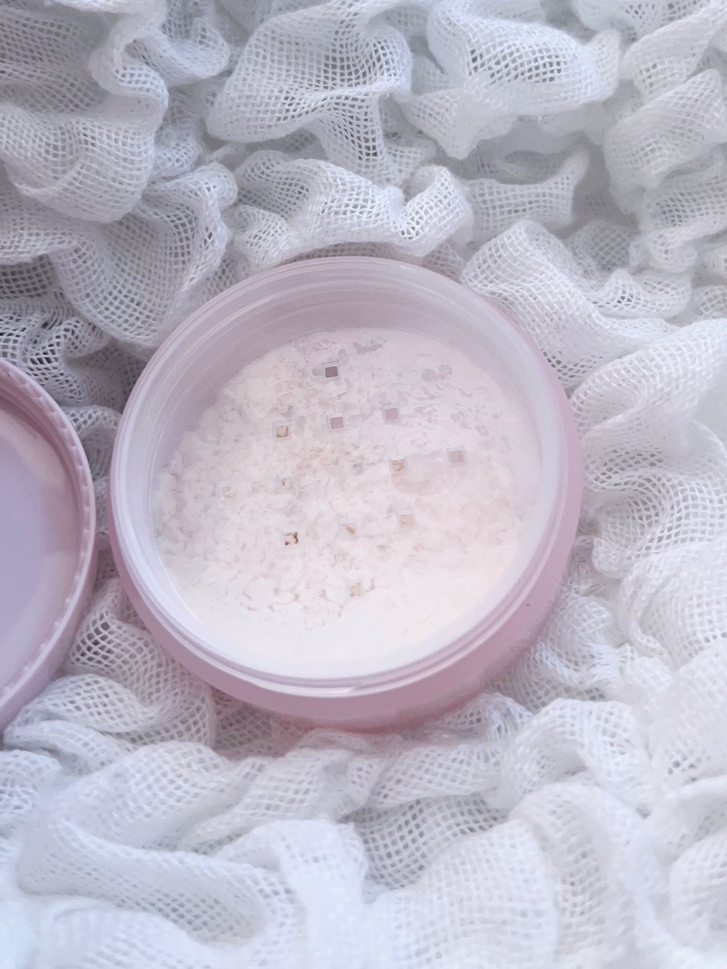 ヨレンパウダー ツヤカバー/muice/ルースパウダーを使ったクチコミ(2枚目)