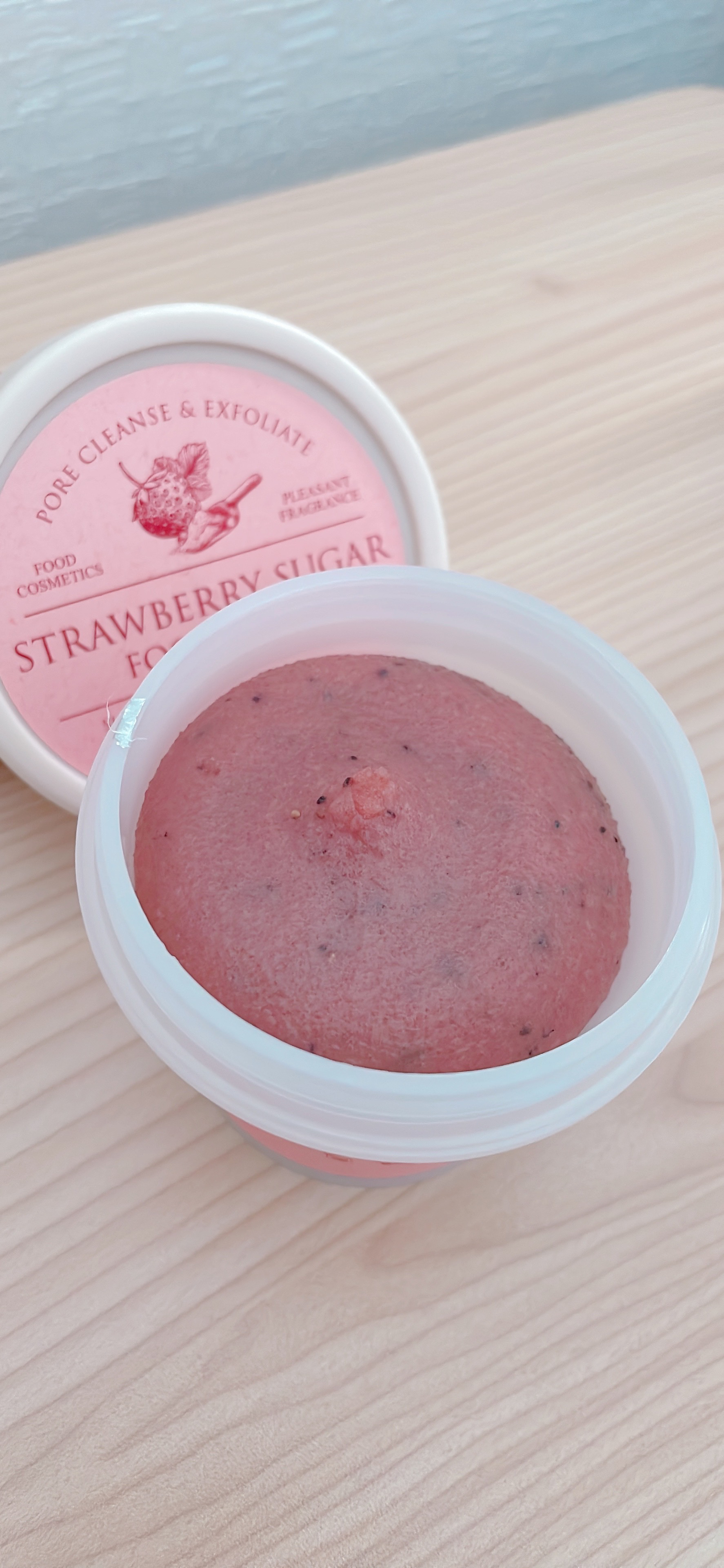 ストロベリーシュガー フードマスク/SKINFOOD/洗い流すパック・マスクを使ったクチコミ（2枚目）