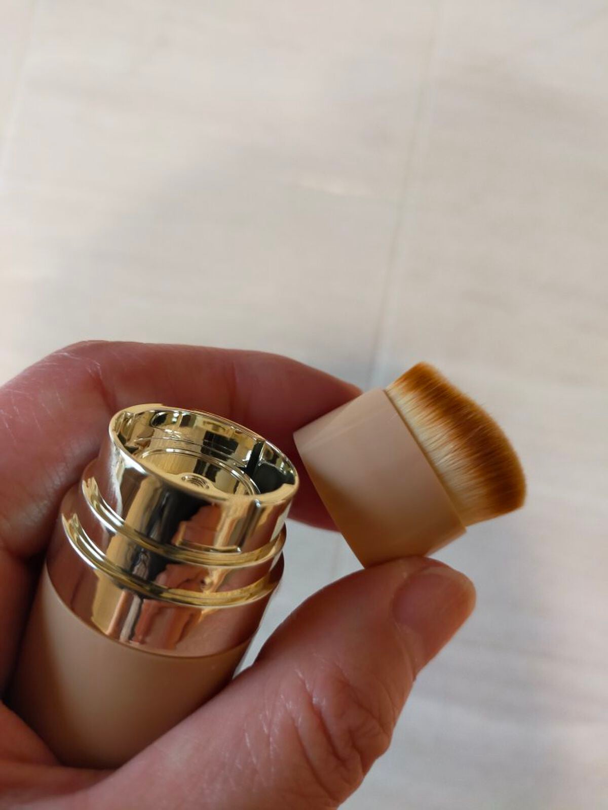 シルキースティックファンデーション/KAMIKA/その他ファンデーションを使ったクチコミ(1枚目)