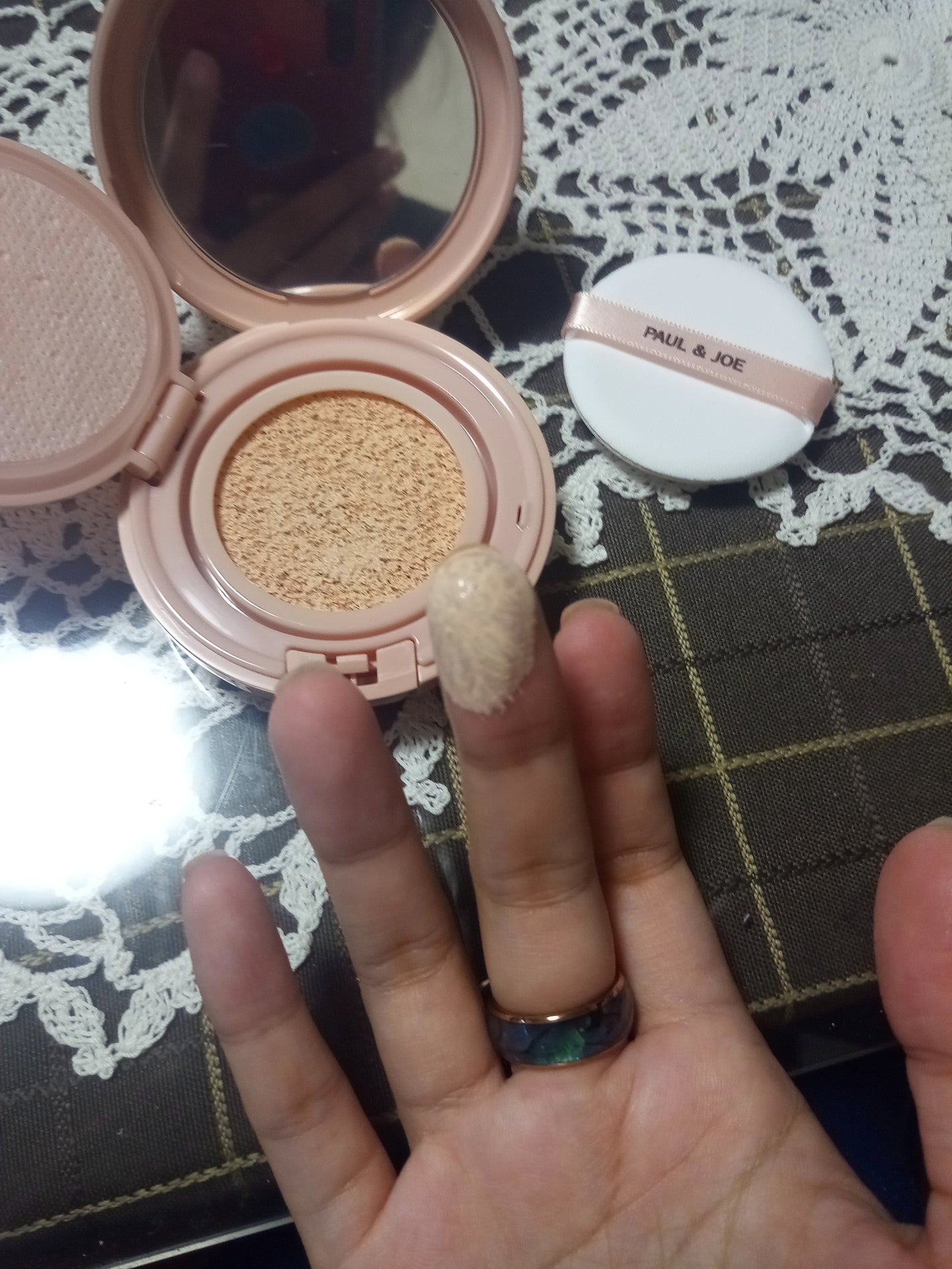 シースルー ヴェール コンパクト/PAUL & JOE BEAUTE/ファンデーションを使ったクチコミ(5枚目)