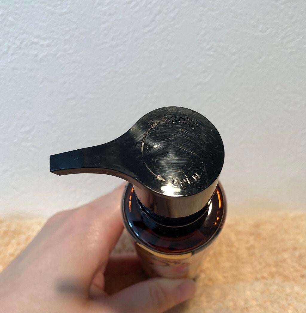 アルティム8∞ スブリム ビューティ クレンジング オイル 限定パッケージ/shu uemura/オイルクレンジングを使ったクチコミ(2枚目)