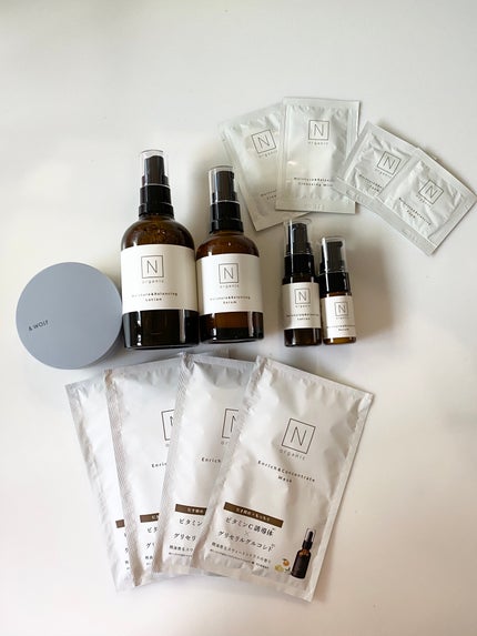 セラムリキッドファンデーション/& WOLF/リキッドファンデーションを使ったクチコミ(1枚目)