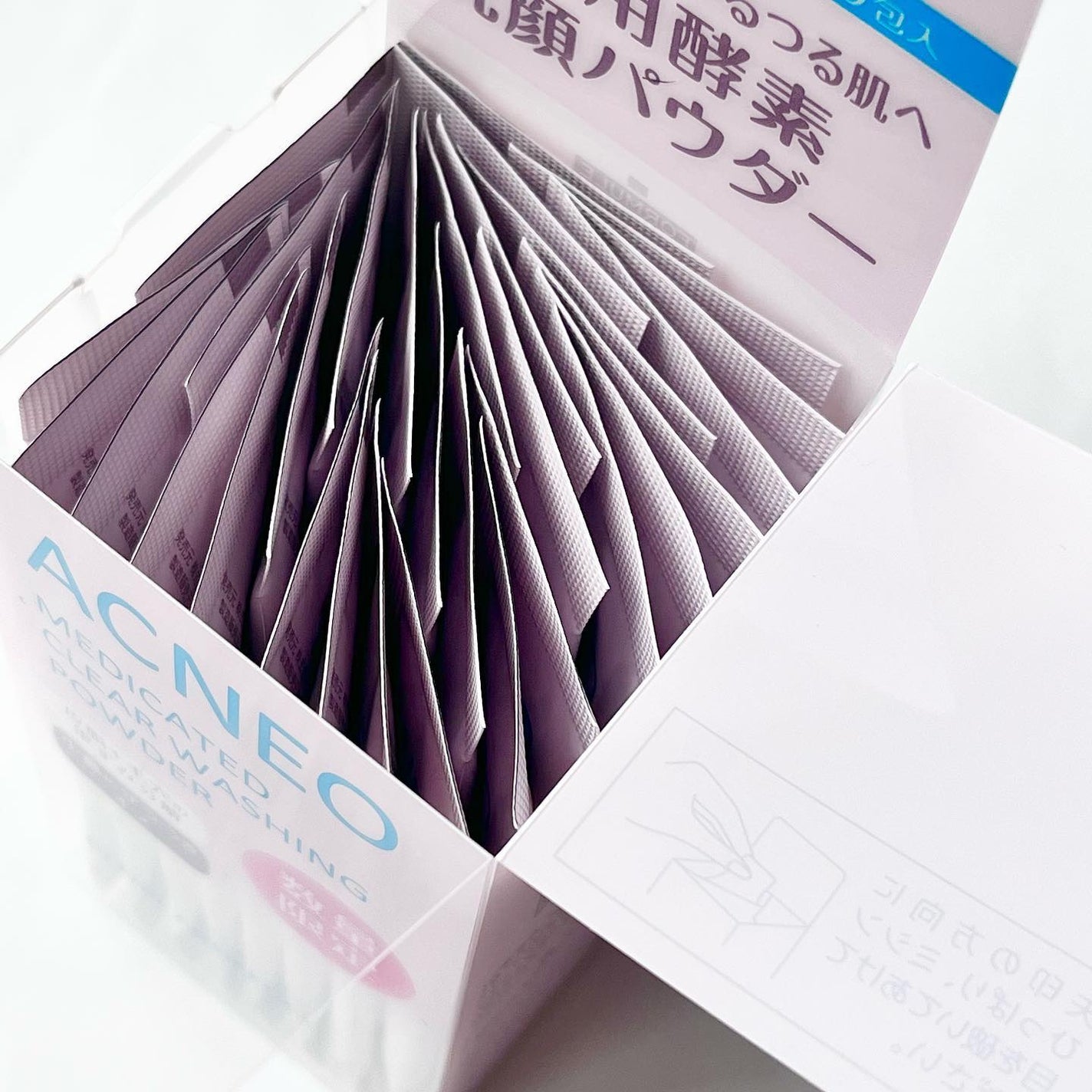 アクネオ 薬用 クリアウォッシング パウダー/フォルミュール/洗顔パウダーを使ったクチコミ(2枚目)