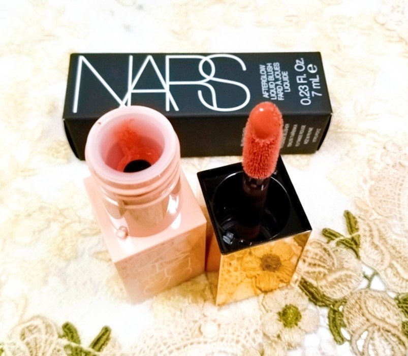 アフターグロー リキッドブラッシュ/NARS/リキッドチークを使ったクチコミ(2枚目)