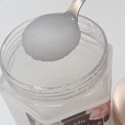 パフュームドシーソルトボディスクラブ 夜明けのバラ/plu/スクラブ・ゴマージュを使ったクチコミ(5枚目)