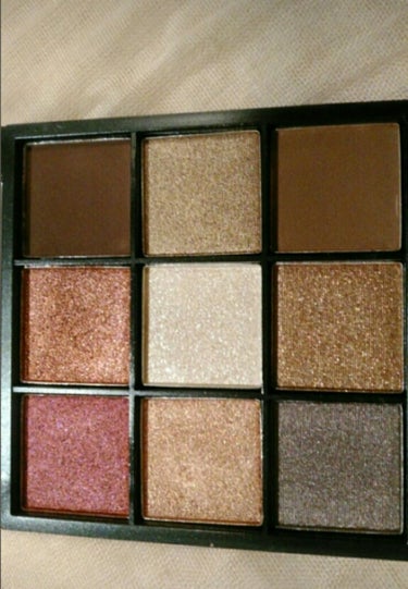 UR GLAM　BLOOMING EYE COLOR PALETTE/U R GLAM/アイシャドウパレットを使ったクチコミ（2枚目）