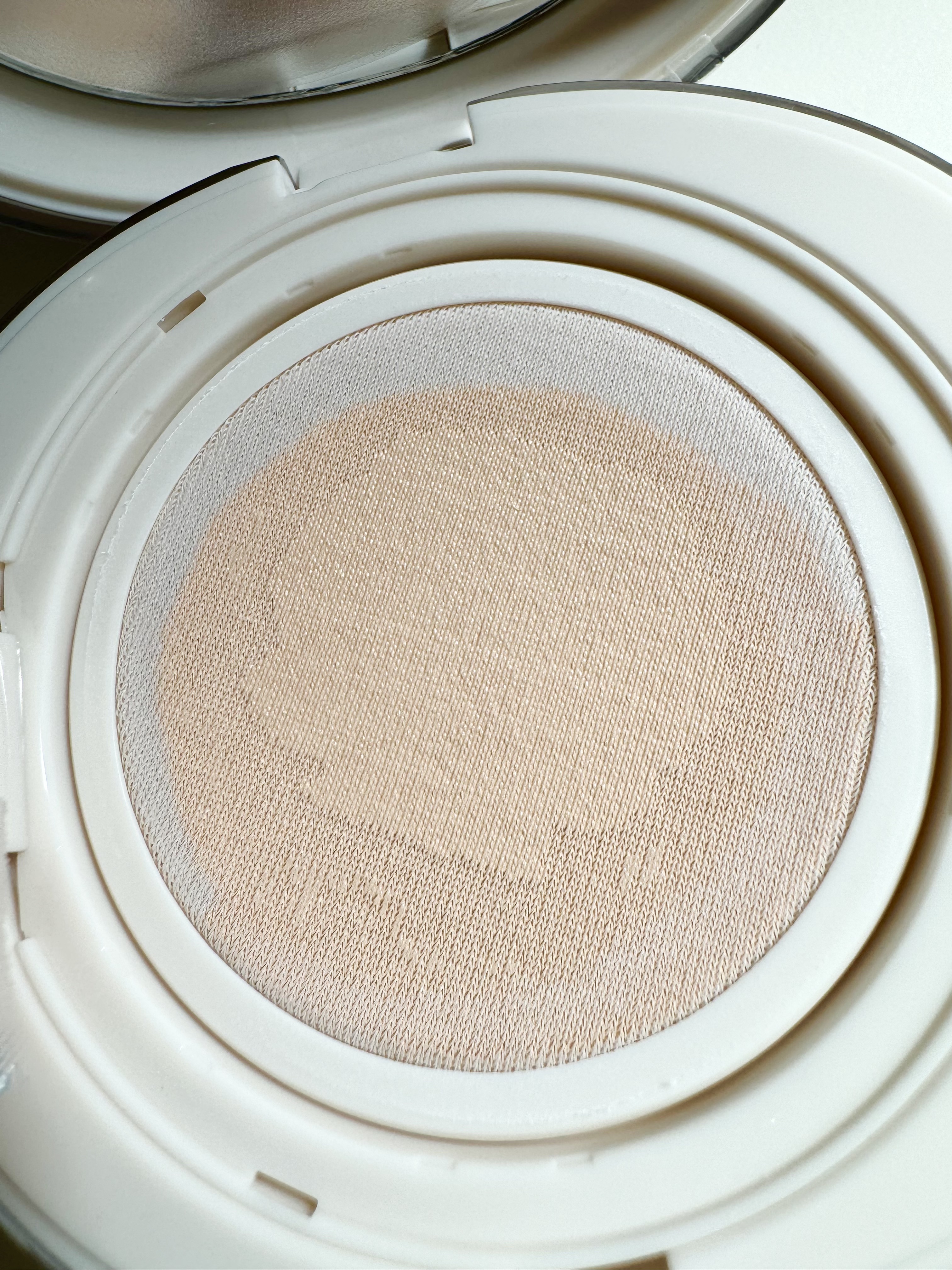 ブリージンググロークッション 23号/Healus/クッションファンデーションを使ったクチコミ（2枚目）