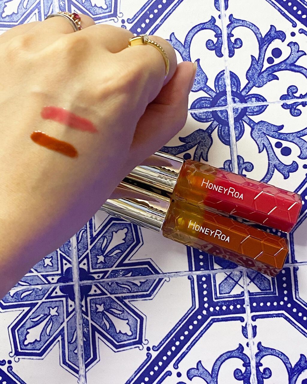 ハニーラスター r/ROAlív/リップグロスを使ったクチコミ(2枚目)