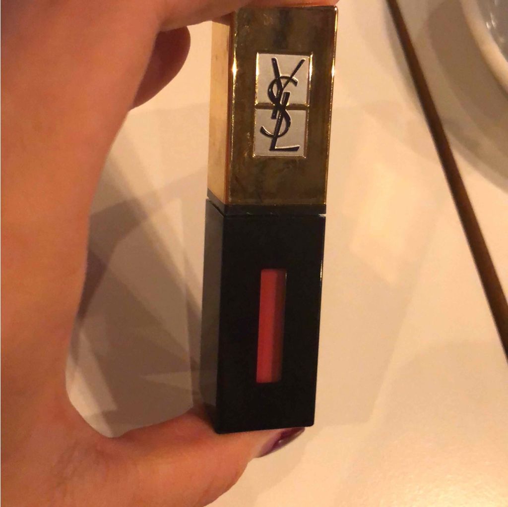 ルージュ ピュールクチュール ヴェルニ/YVES SAINT LAURENT BEAUTE/口紅を使ったクチコミ（1枚目）