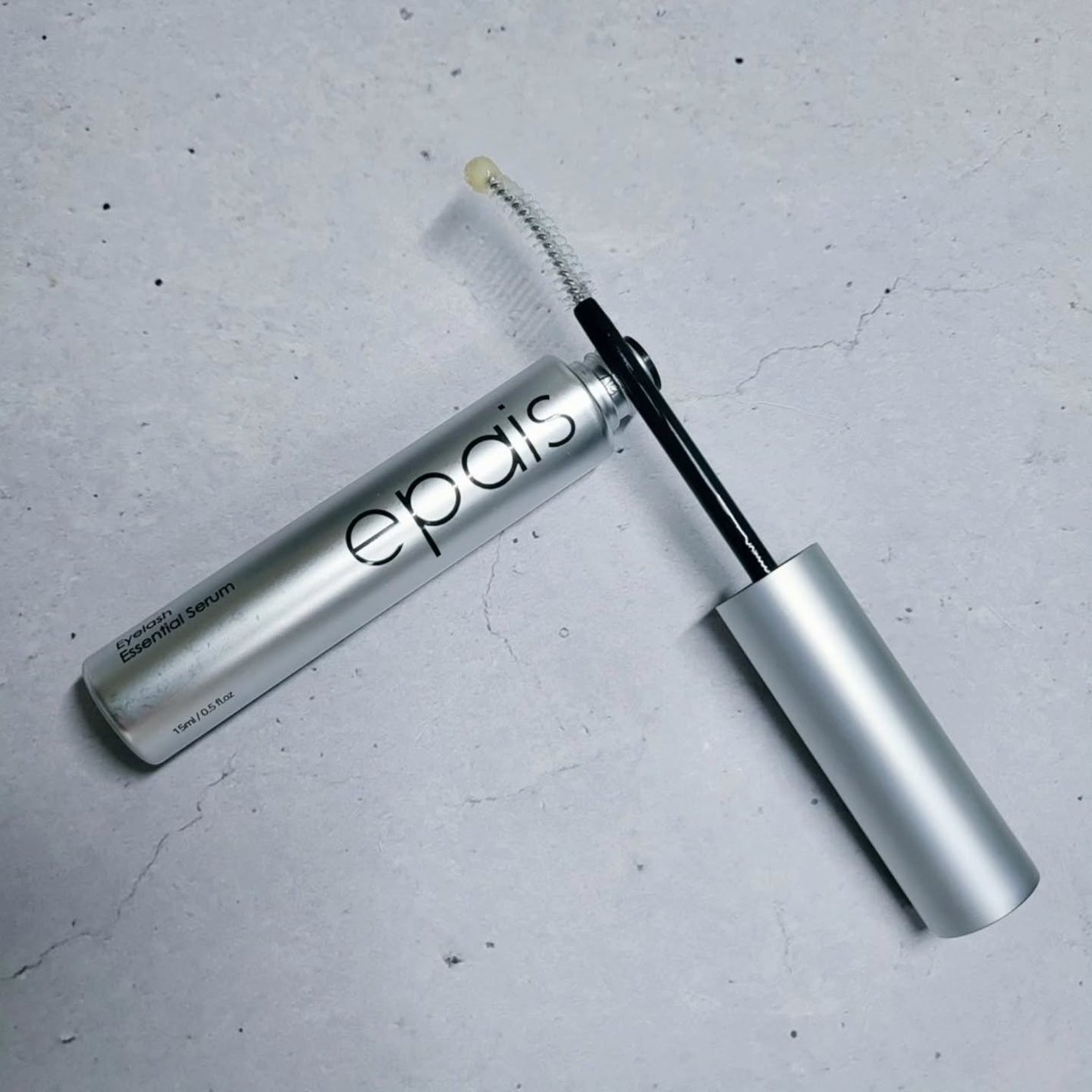 アイラッシュエッセンシャルセラム/epais/まつげ美容液を使ったクチコミ(2枚目)