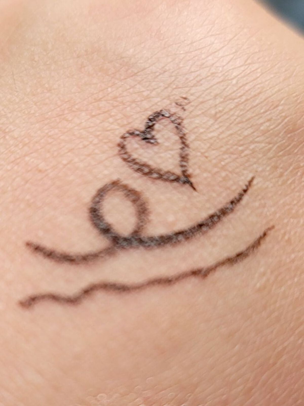 リキッドアイライナーR4/ラブ・ライナー/リキッドアイライナーを使ったクチコミ(3枚目)