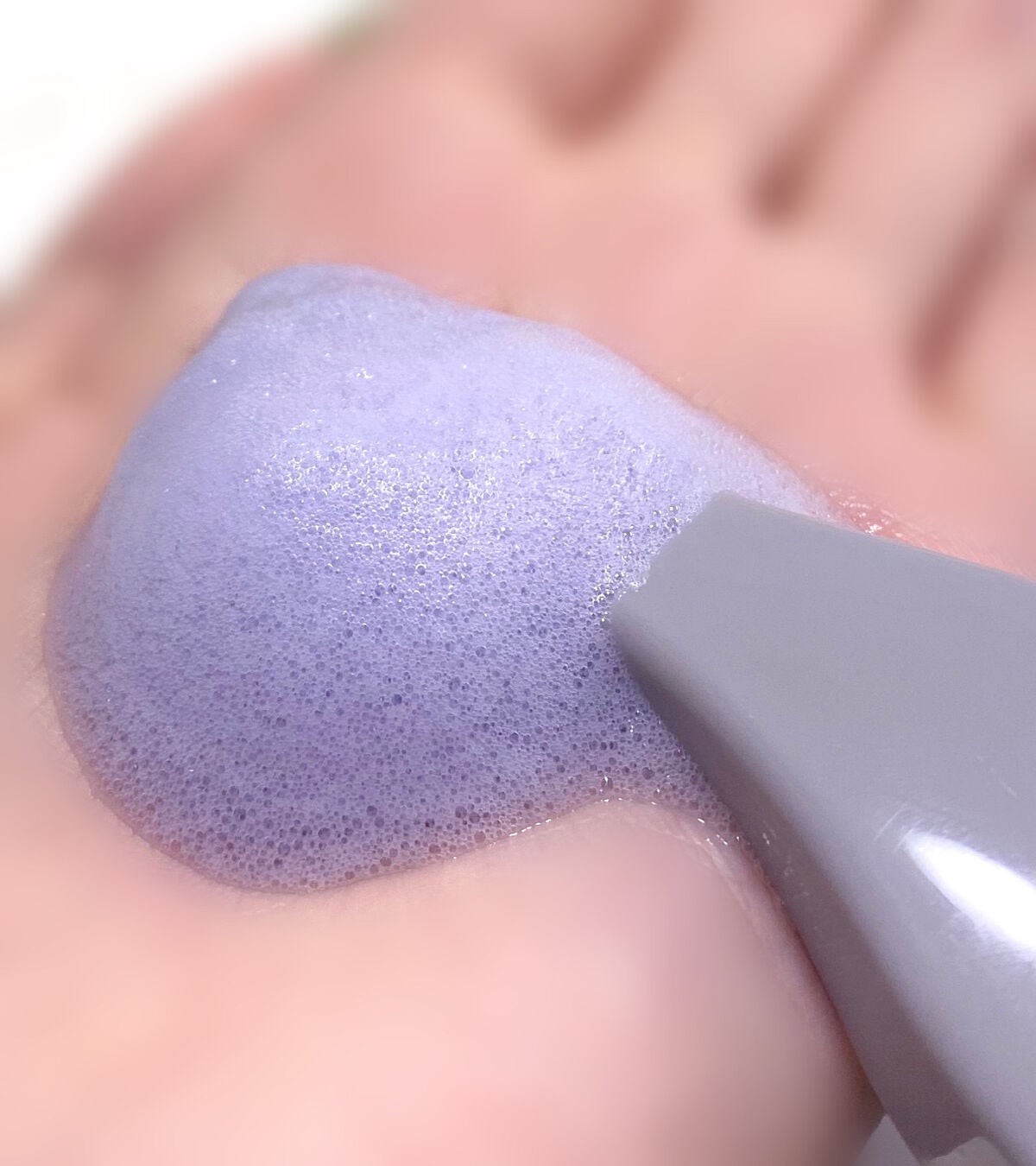 にゅん on LIPS 「オーマイバブルの泡で出てくるカラーシャンプーを頂いたんだけど画..」(3枚目)