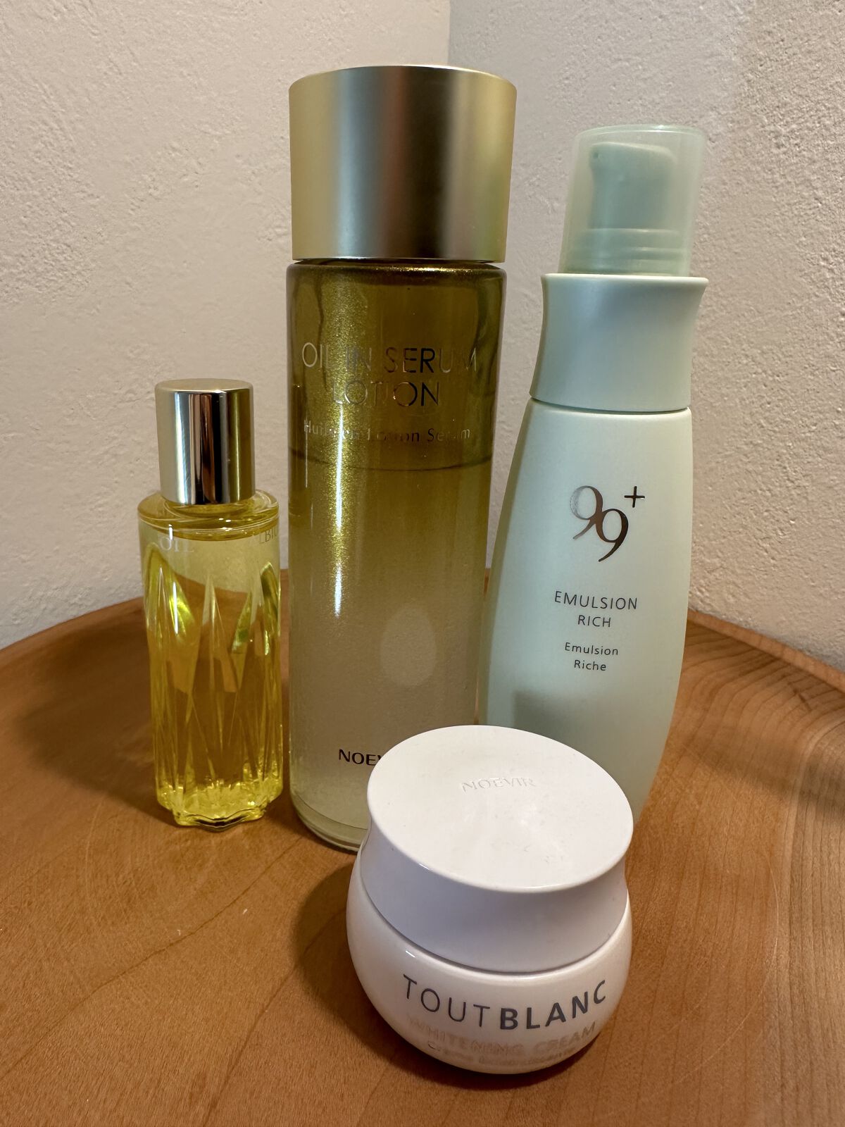 ★【 新品 】 ノエビア トゥブラン 薬用ホワイトニングミルクローション 110mL ★ 試してみたノエビア トゥブラン 薬用ホワイトニングローションの効果