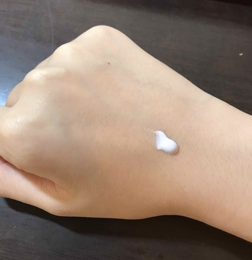 スキンアクア トーンアップUVエッセンス/スキンアクア/日焼け止めクリームを使ったクチコミ(4枚目)