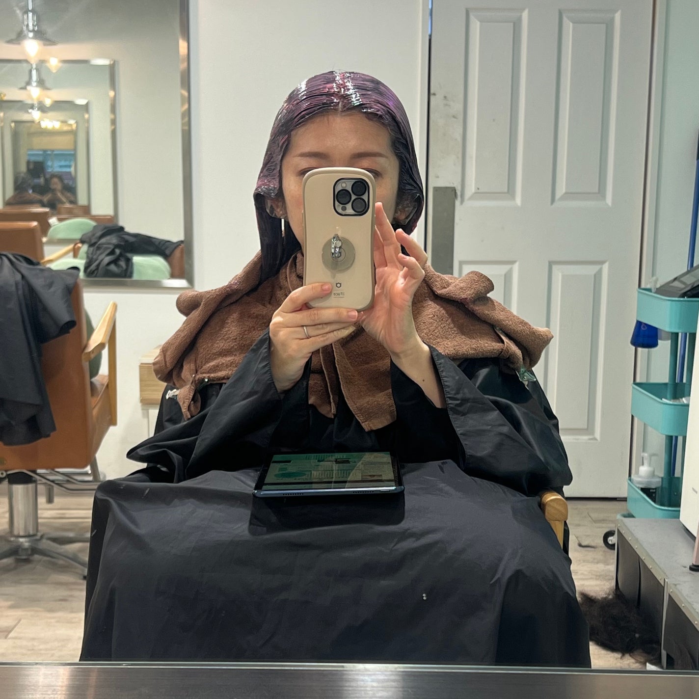 りーちゃん on LIPS 「#梅雨に負けないヘアケアということで、美容院で髪質改善トリート..」(3枚目)