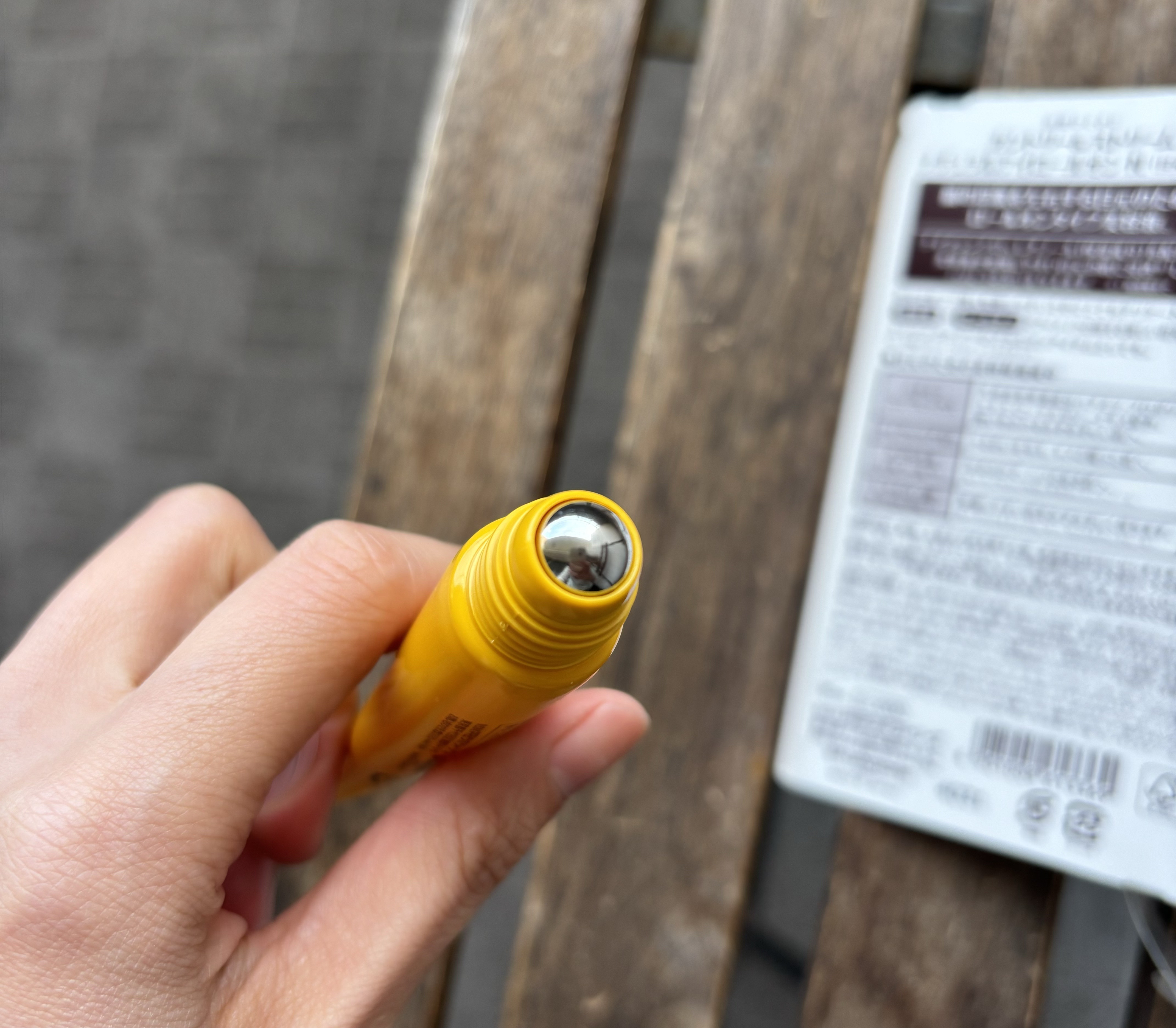 ナチュラルアイロールオンN/カントリー&ストリーム/アイケア・アイクリームを使ったクチコミ（3枚目）