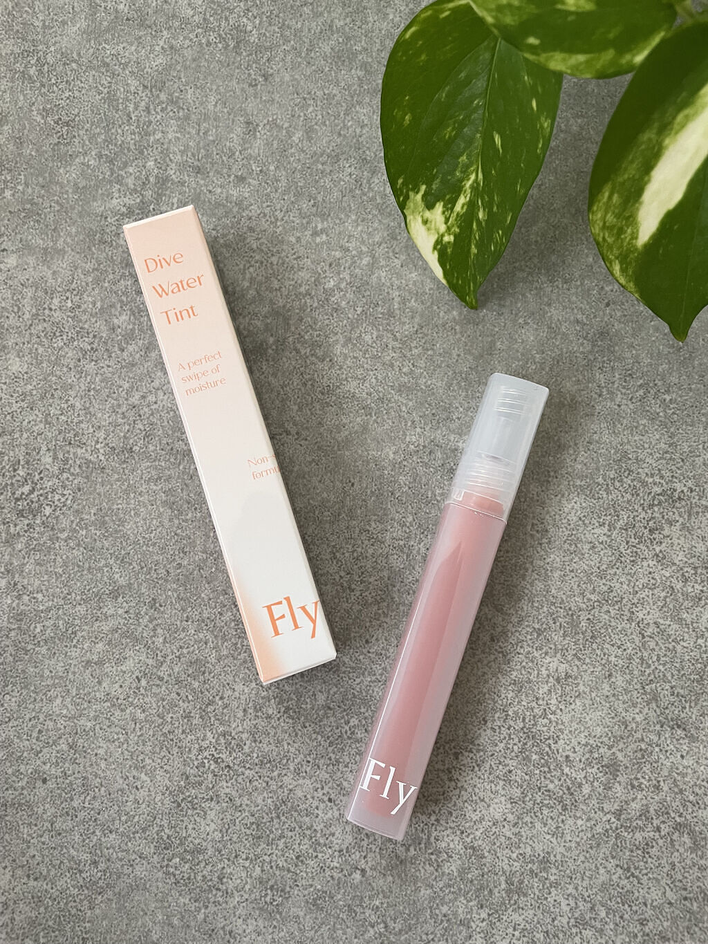 Dive Water Tint 02 ズームイン/Flynn/口紅を使ったクチコミ（2枚目）