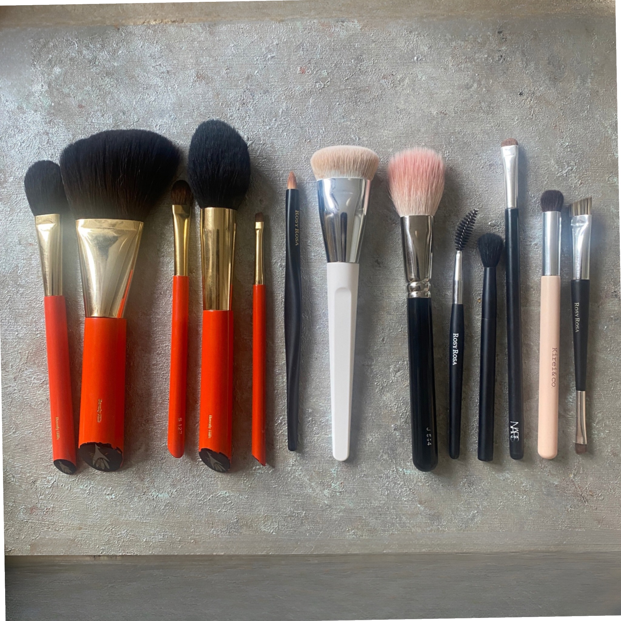 アイシャドウブラシ B/RMK/メイクブラシを使ったクチコミ（2枚目）