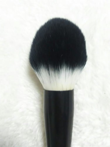 UR GLAM　POWDER BRUSH/U R GLAM/メイクブラシを使ったクチコミ（2枚目）