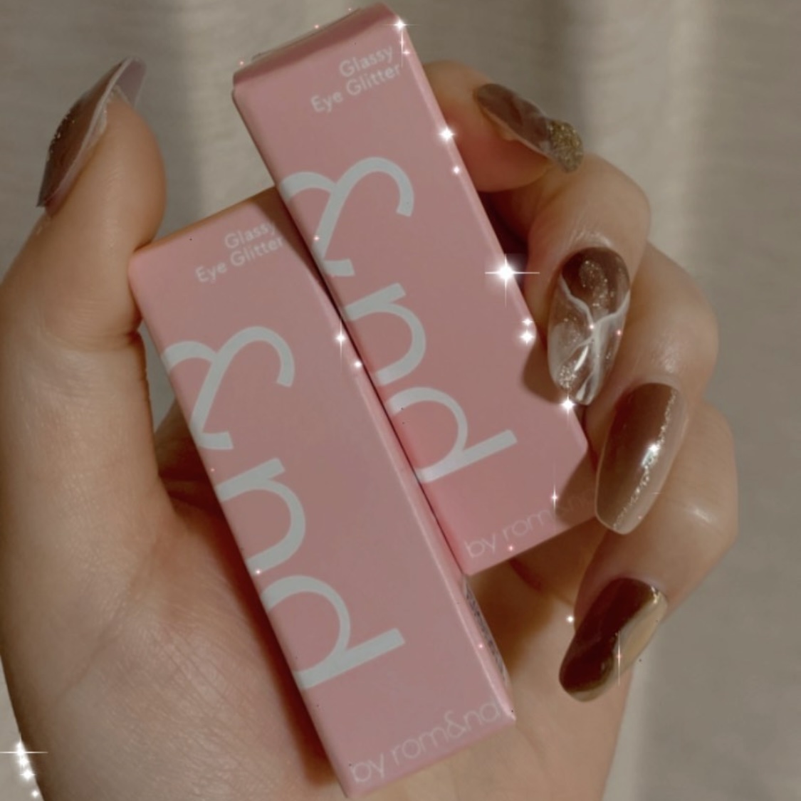 アンドバイロムアンド　グラッシーアイグリッター/&nd by rom&nd/グリッターを使ったクチコミ（1枚目）